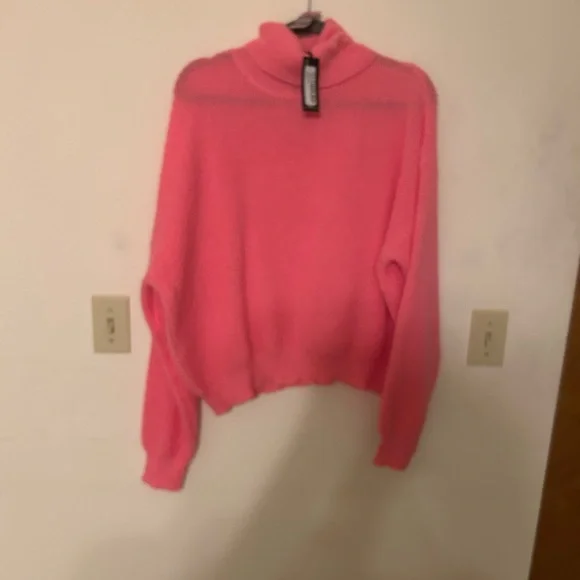 NWT- Large Pretty Little Thing Sweater - Large - Picture 1 of 5